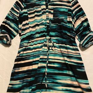 New (never worn) beautiful striped dress by Apt. 9.